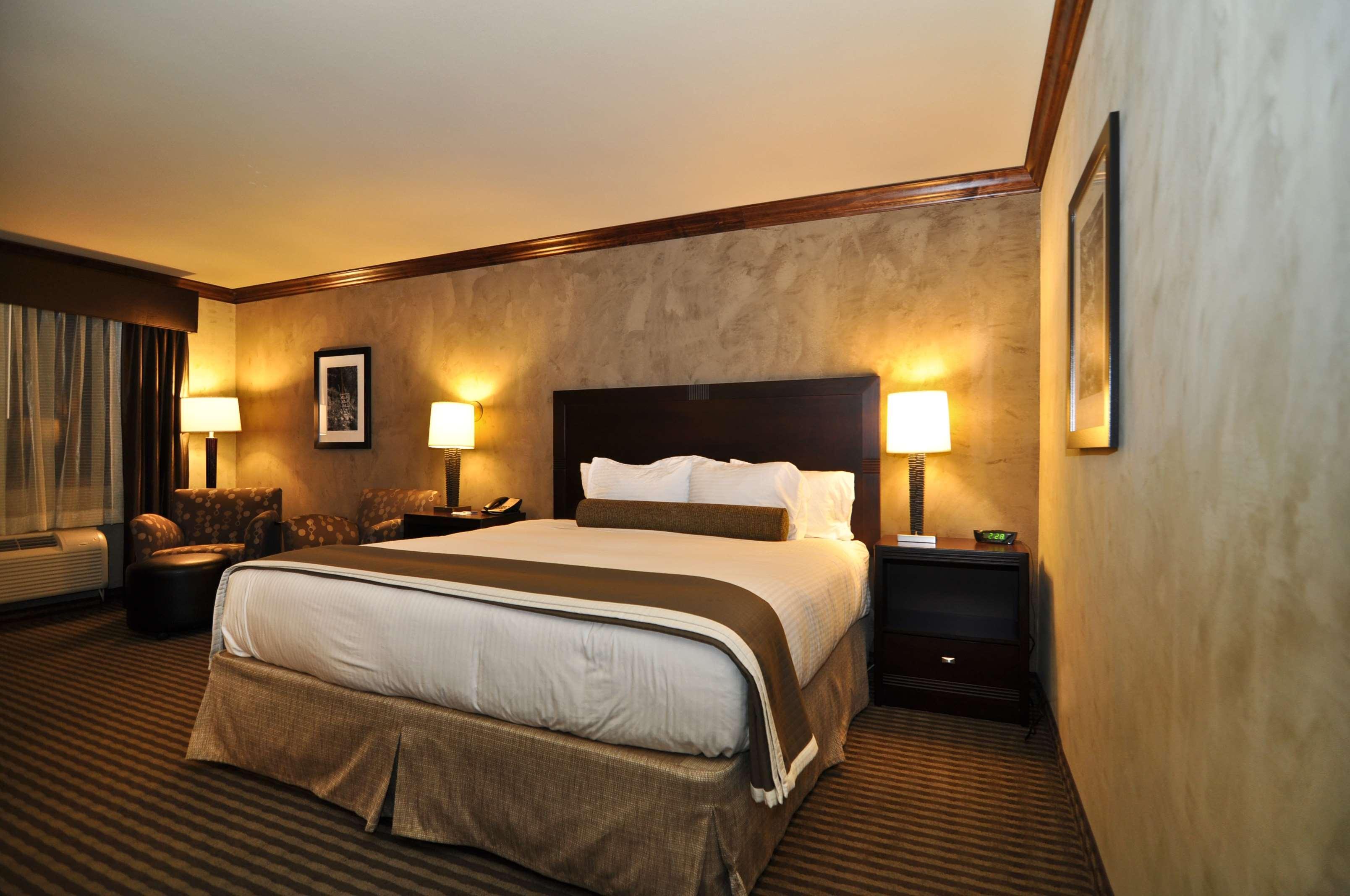 Best Western Plus Raton Hotel Экстерьер фото