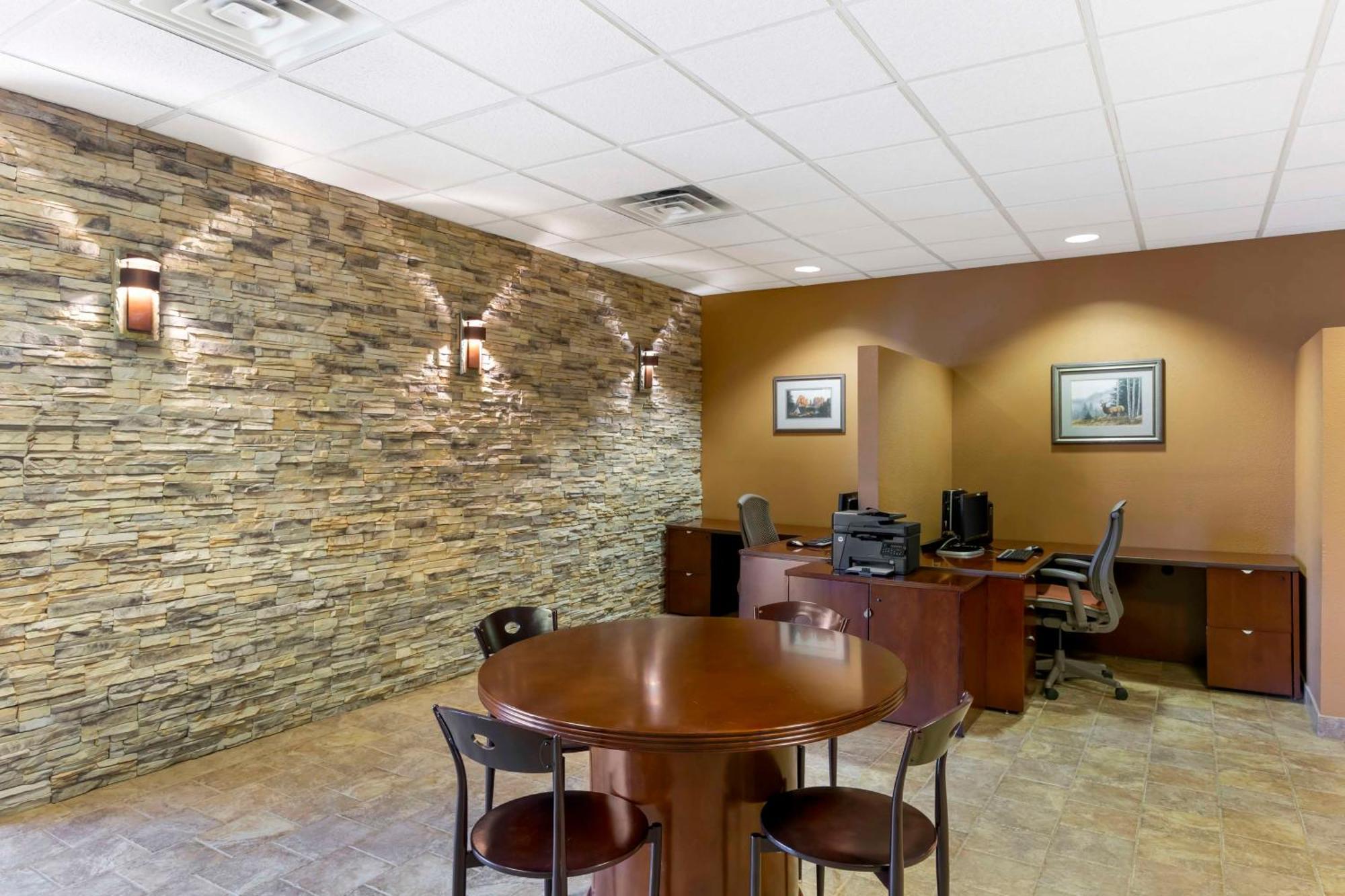 Best Western Plus Raton Hotel Экстерьер фото